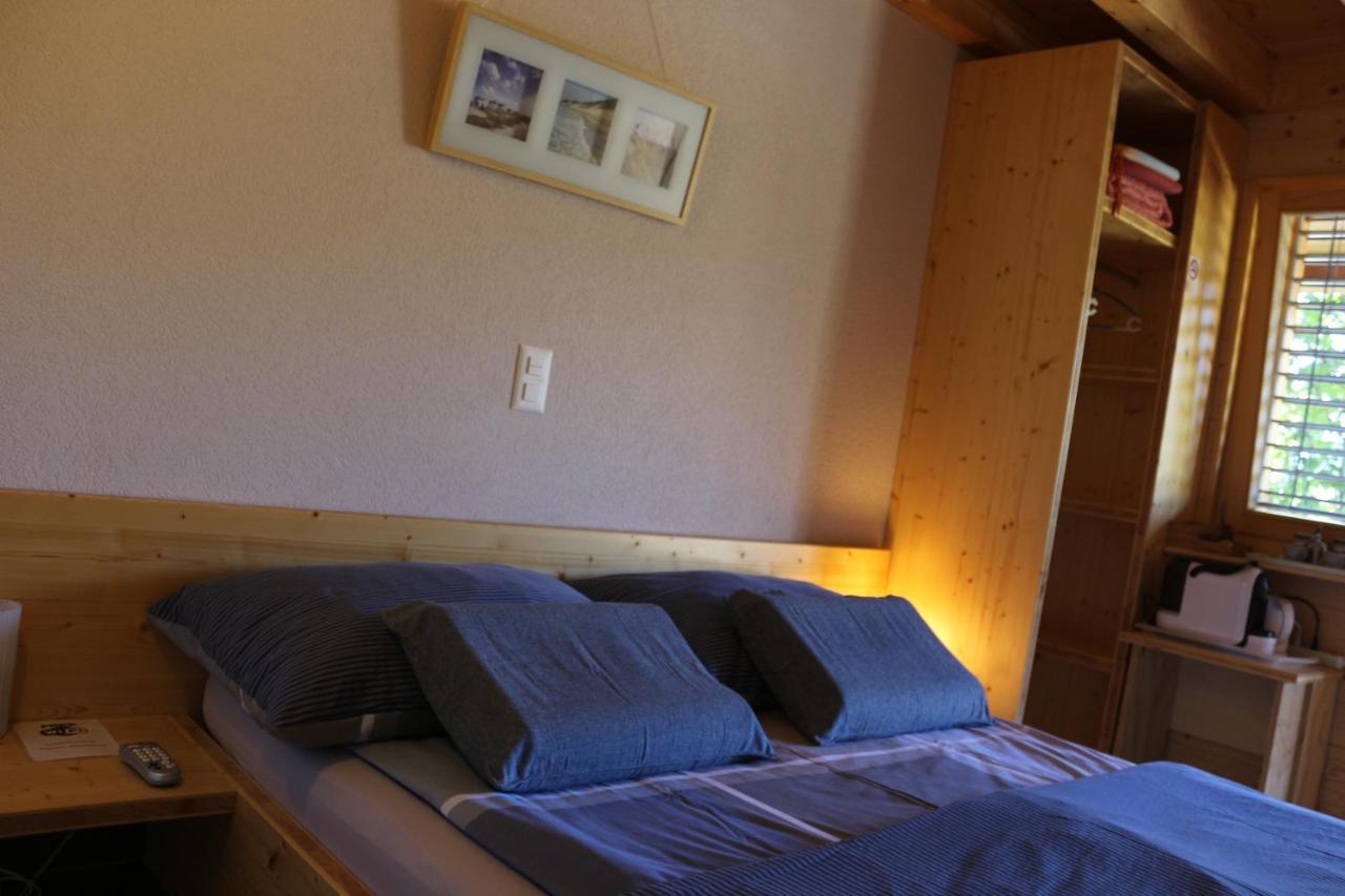 Bed and Breakfast Chalet Tzarbonire Chalais Zewnętrze zdjęcie